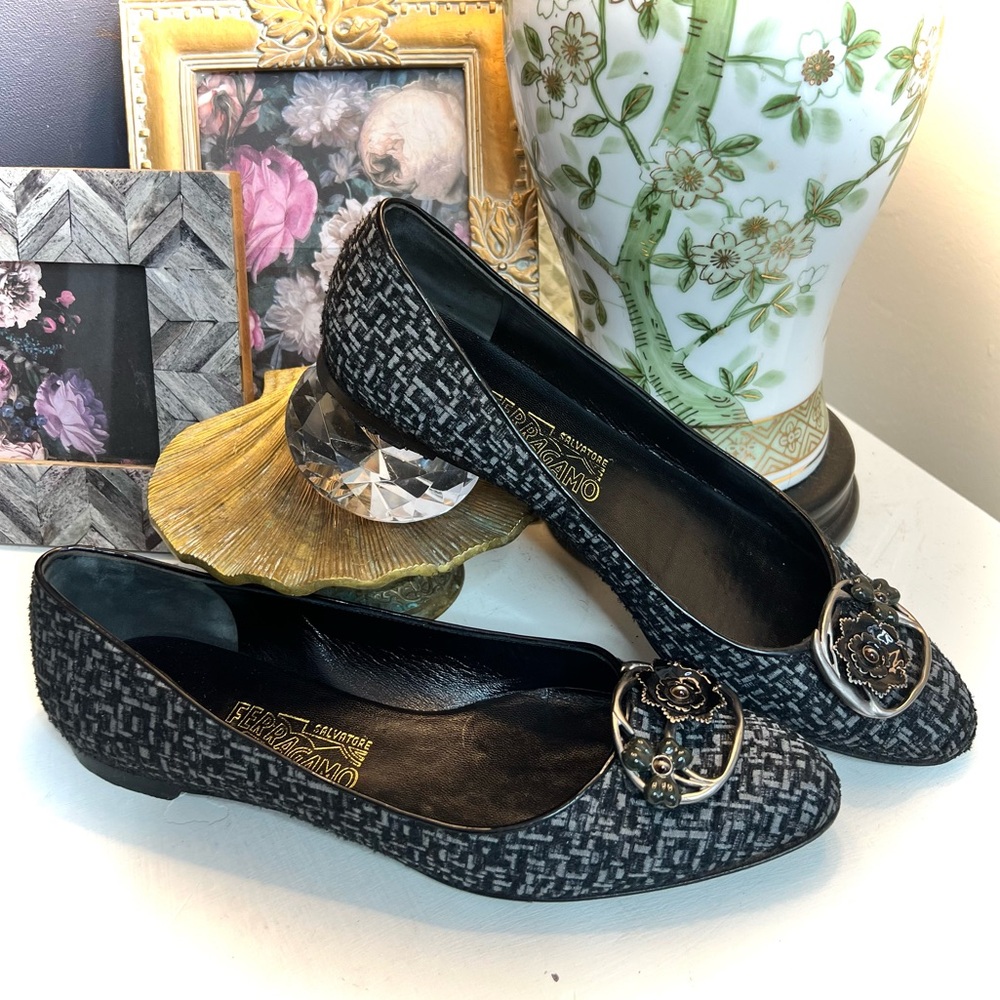 Salvatore Ferragamo Grey Tweed w/ metal Flower Toe Buckle